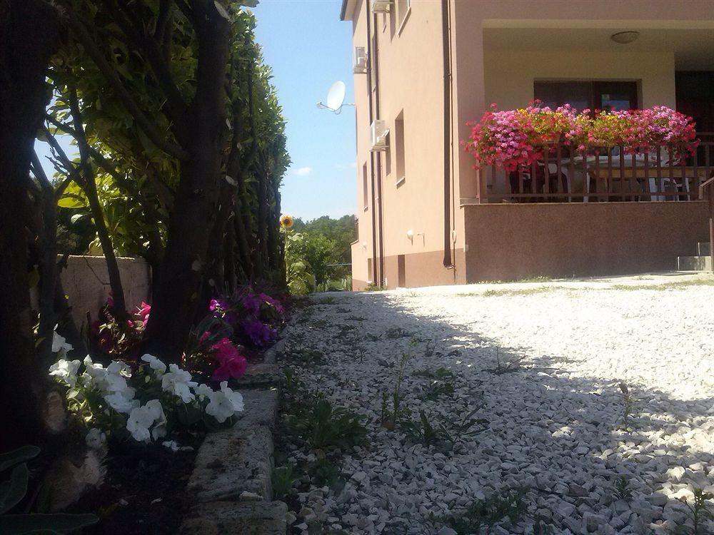 Pansion Ivanka Barac Medjugorje Luaran gambar